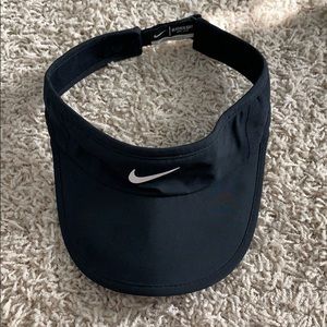 Nike visor